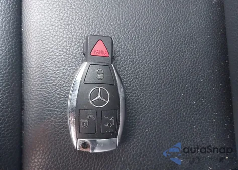 2019 Mercedes-Benz Cla 250 4Matic z USA, uszkodzony, nr VIN WDDSJ4GB1KN718916